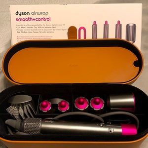 Dyson AirWrap- Smooth Control Bundle